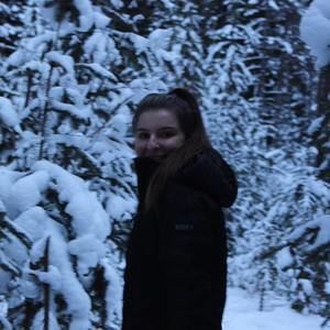 Meet your Posher, Raine